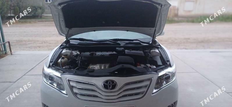 Toyota Camry 2010 - 240 000 TMT - Daşoguz - img 6