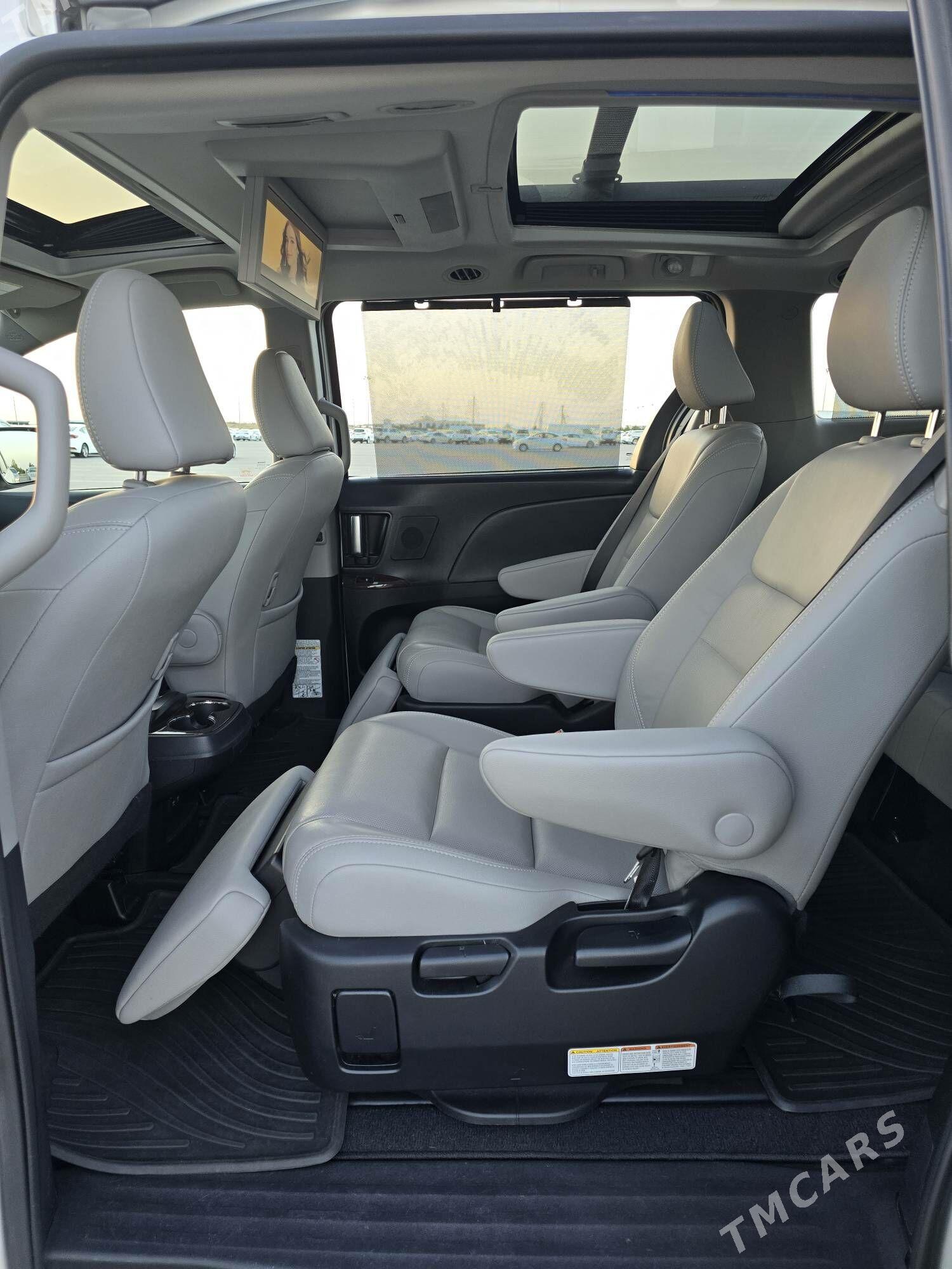 Toyota Sienna 2018 - 610 000 TMT - Ашхабад - img 5