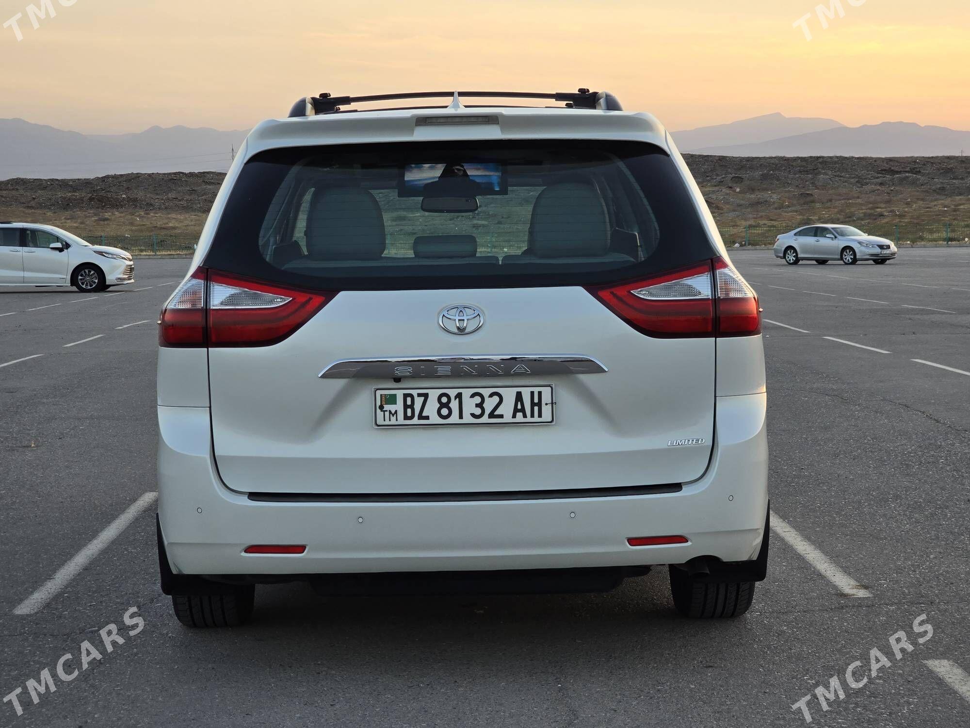 Toyota Sienna 2018 - 610 000 TMT - Ашхабад - img 9