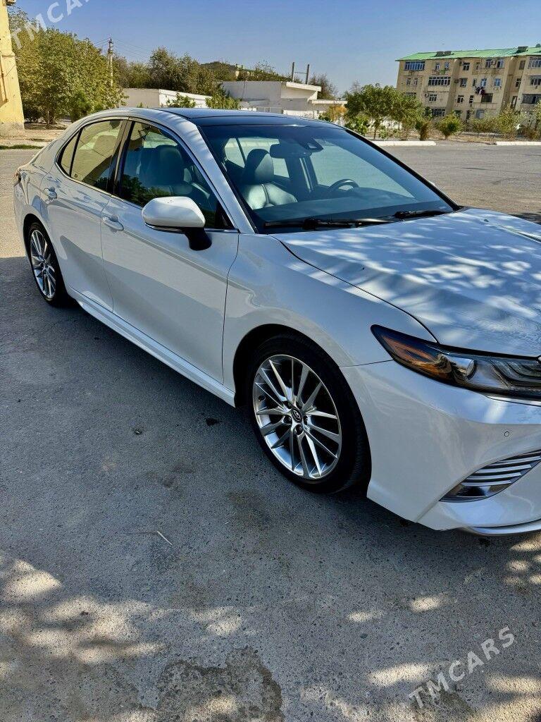 Toyota Camry 2018 - 315 000 TMT - Aşgabat - img 3