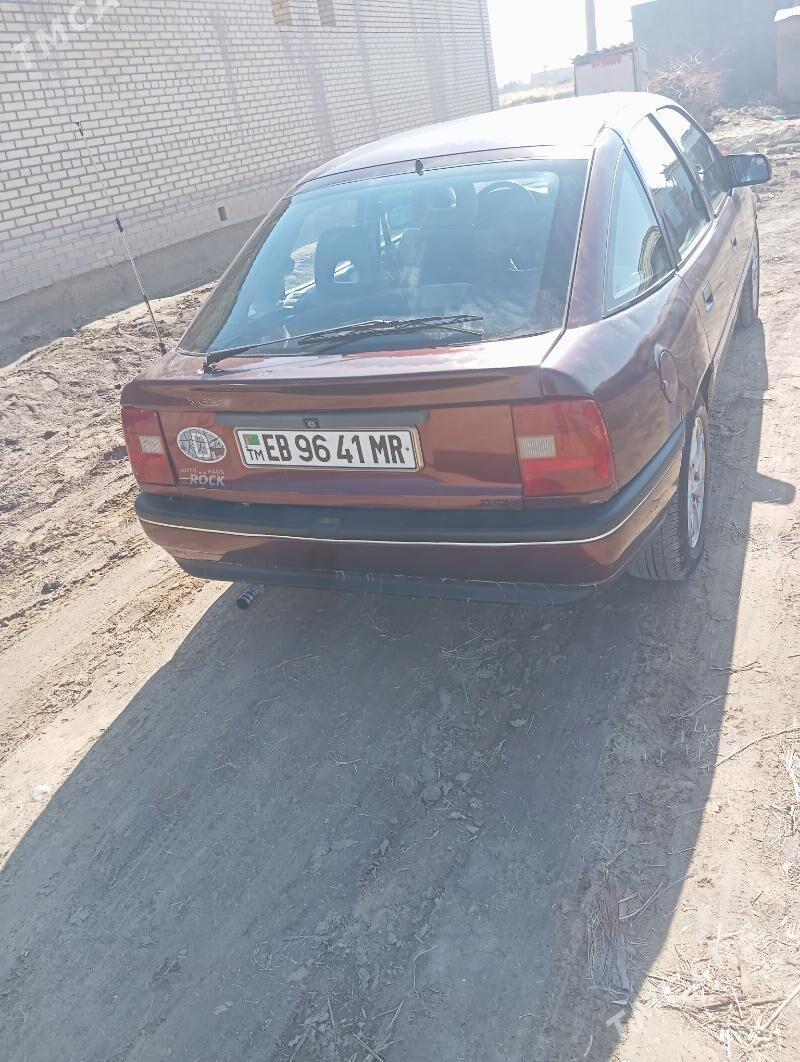 Opel Vectra 1992 - 26 000 TMT - Байрамали - img 6