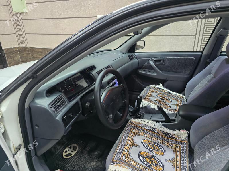 Toyota Camry 1998 - 200 000 TMT - Туркменабат - img 6