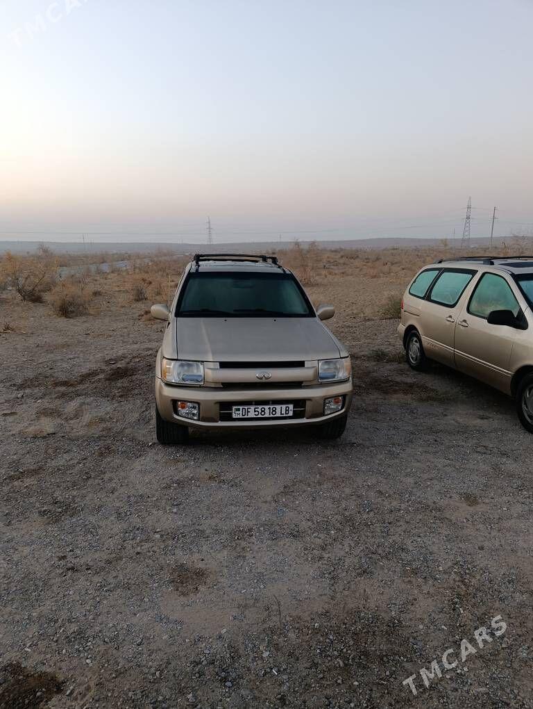 Infiniti QX4 2002 - 110 000 TMT - Фарап - img 2