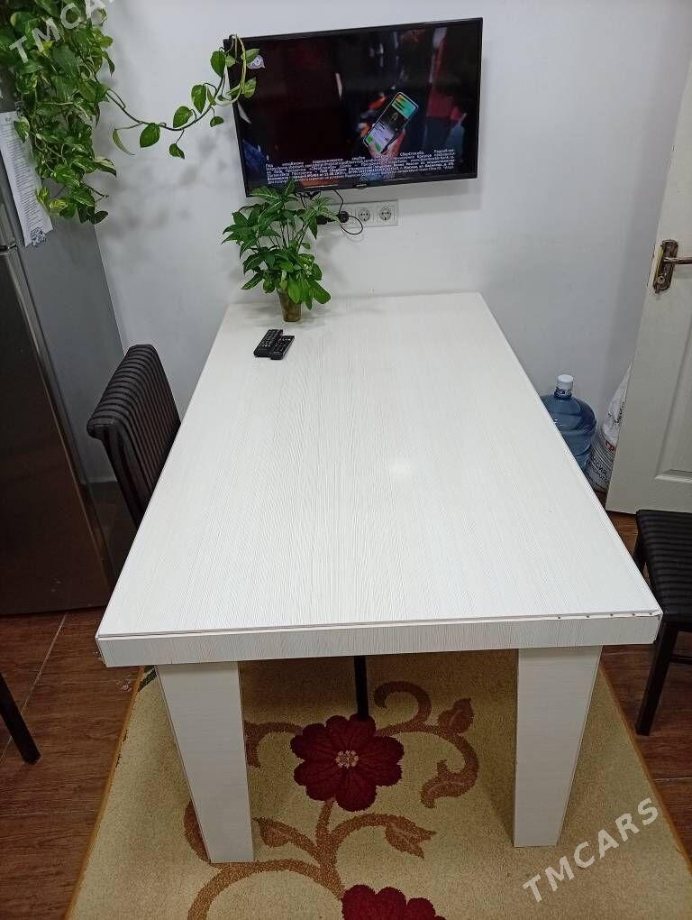 Кухонный стол - 30 mkr - img 1