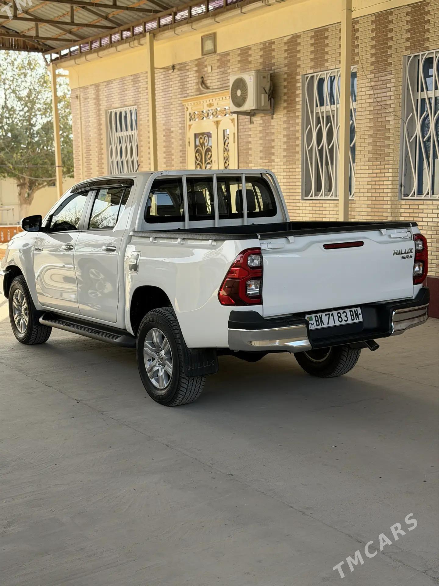Toyota Hilux 2025 - 690 000 TMT - Balkanabat - img 2