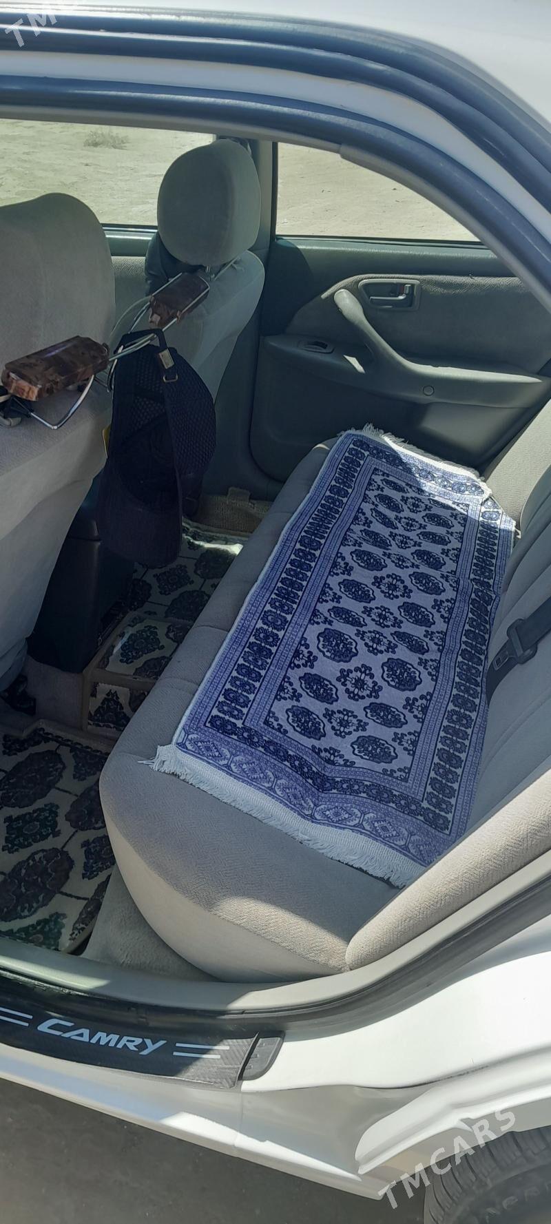 Toyota Camry 1999 - 140 000 TMT - Etrek - img 2