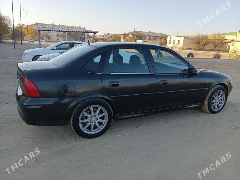 Opel Vectra 2001 - 80 000 TMT - Türkmenbaşy - img 7