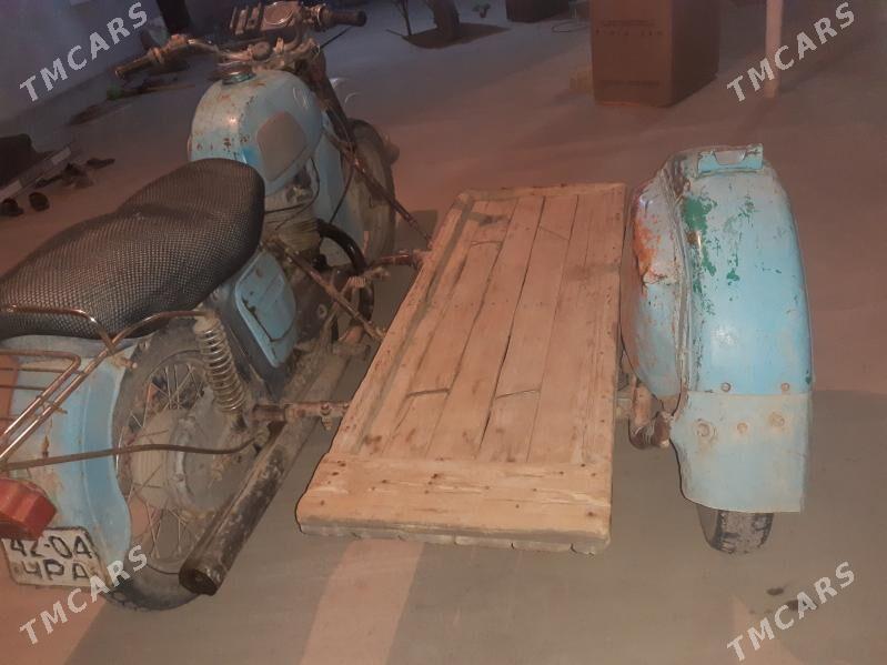 Iž Planeta 2022 - 7 600 TMT - Halaç - img 1