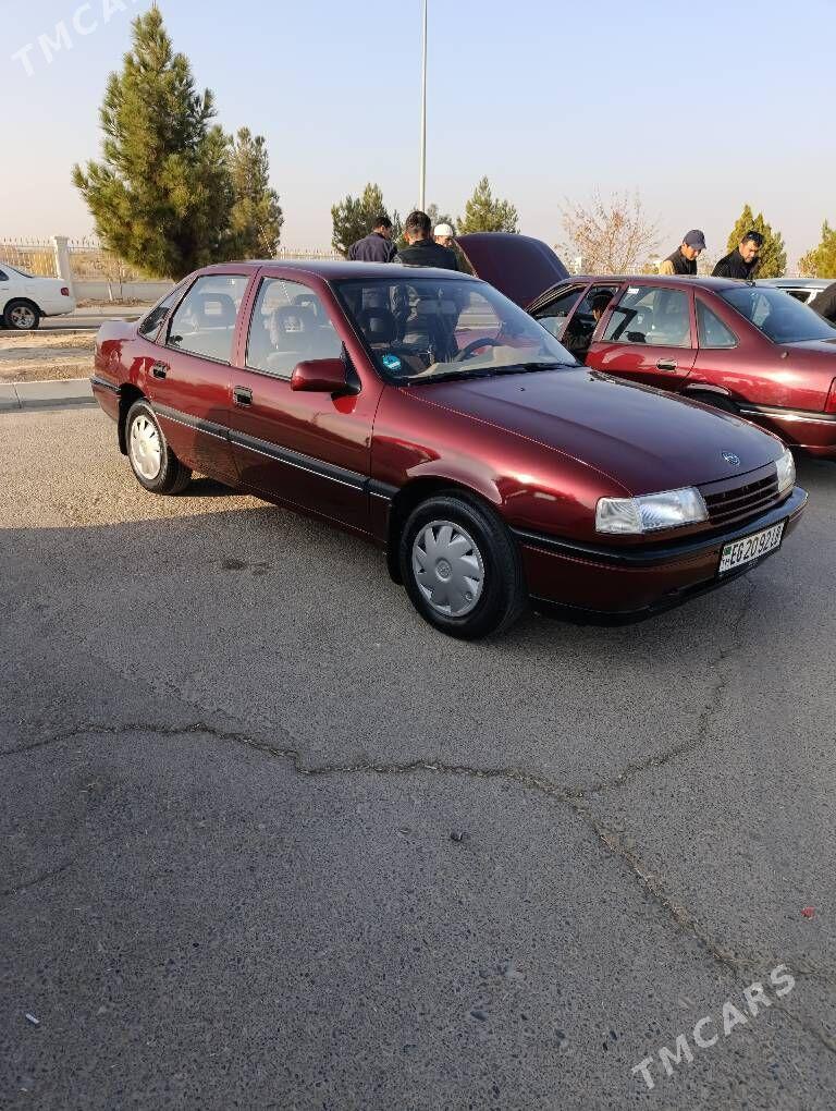 Opel Vectra 1992 - 48 000 TMT - Сакар - img 2