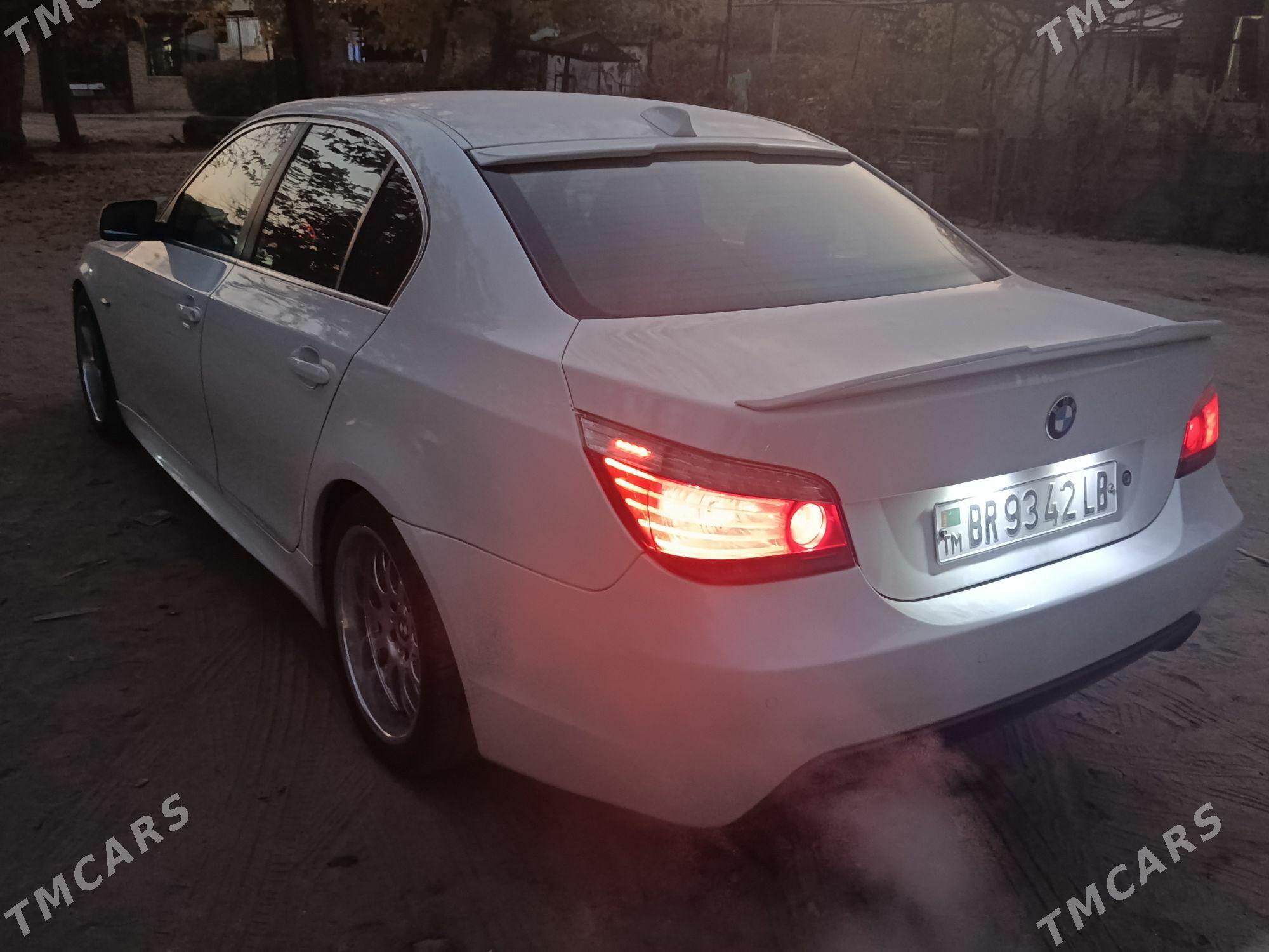 BMW E60 2004 - 160 000 TMT - Туркменабат - img 4