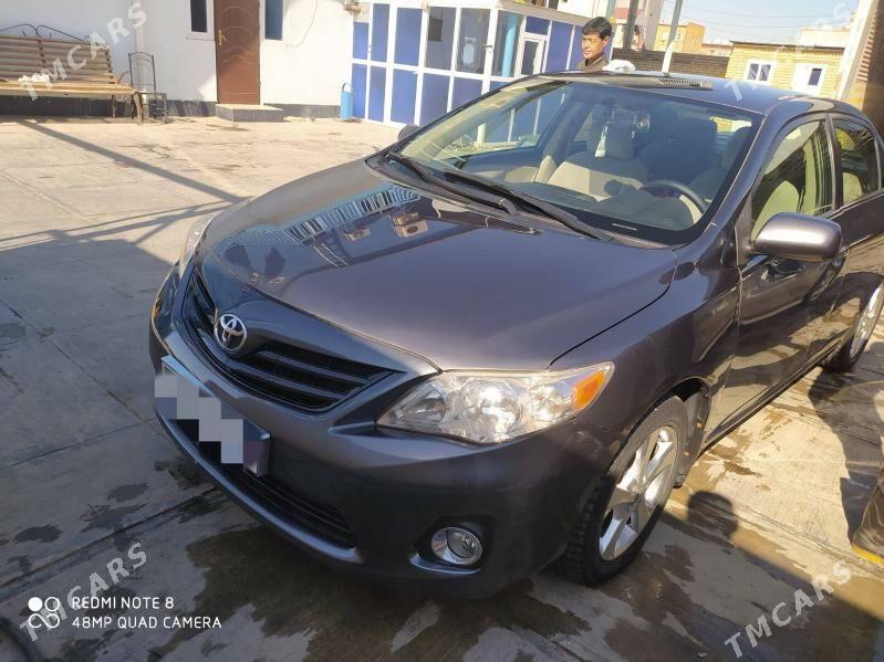 Toyota Corolla 2011 - 165 000 TMT - Мары - img 4