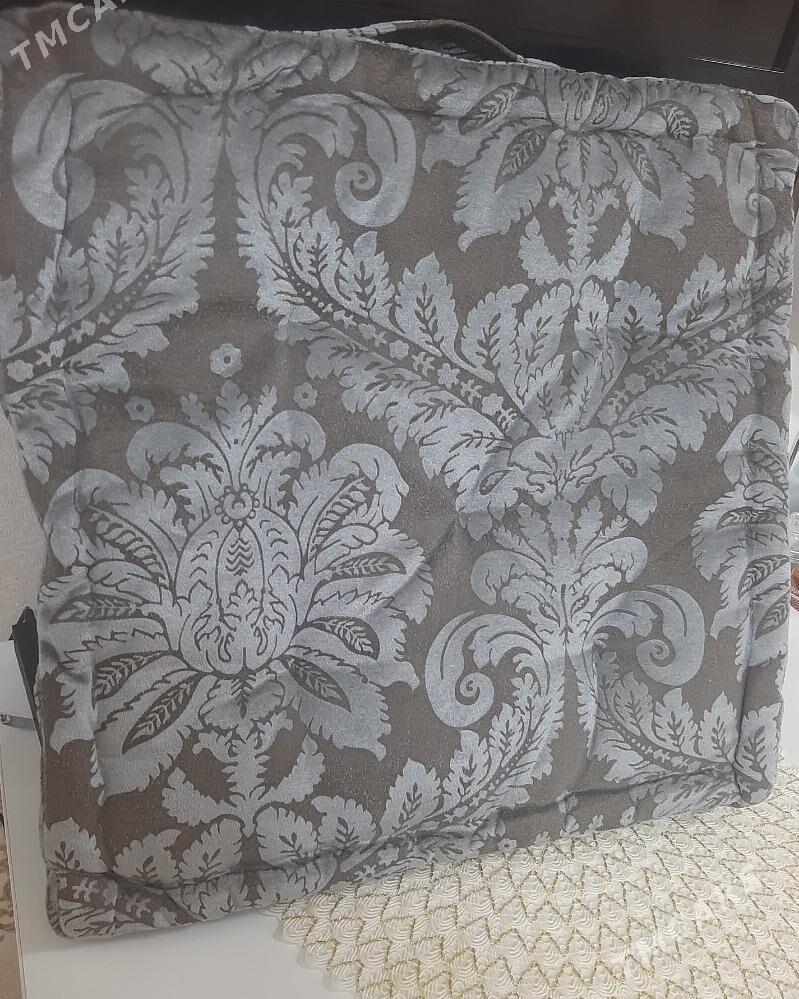 Пуфик - Мир 4 - img 4