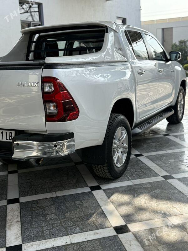 Toyota Hilux 2023 - 630 000 TMT - Туркменабат - img 4