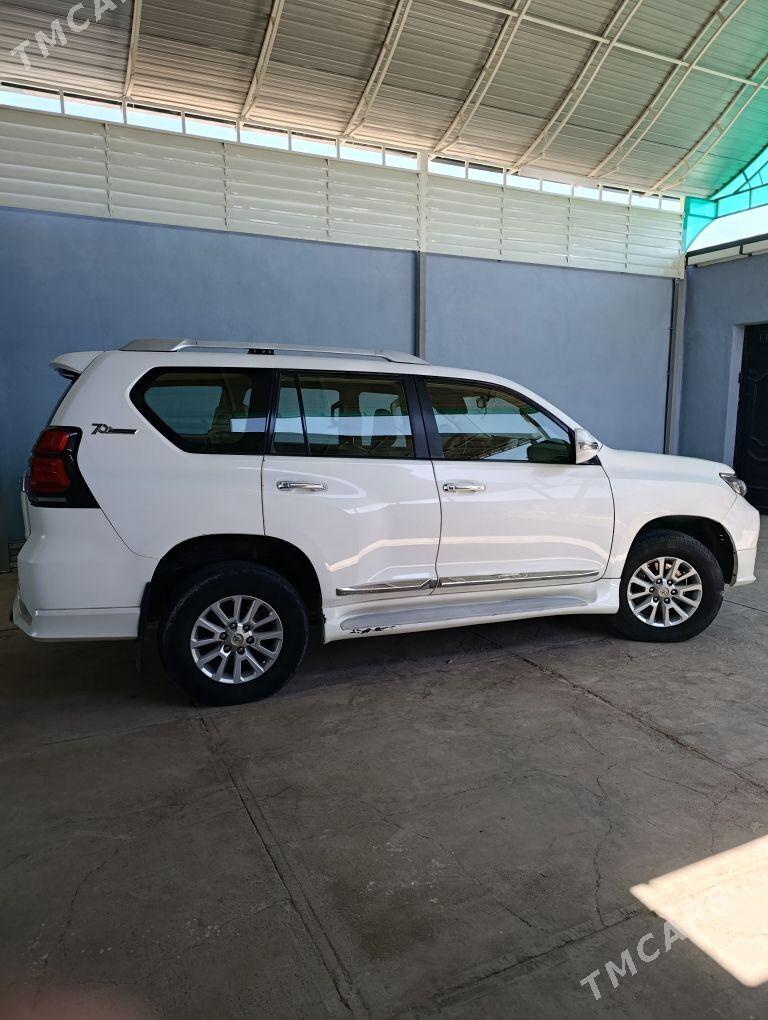 Toyota Land Cruiser Prado 2012 - 500 000 TMT - Дашогуз - img 2