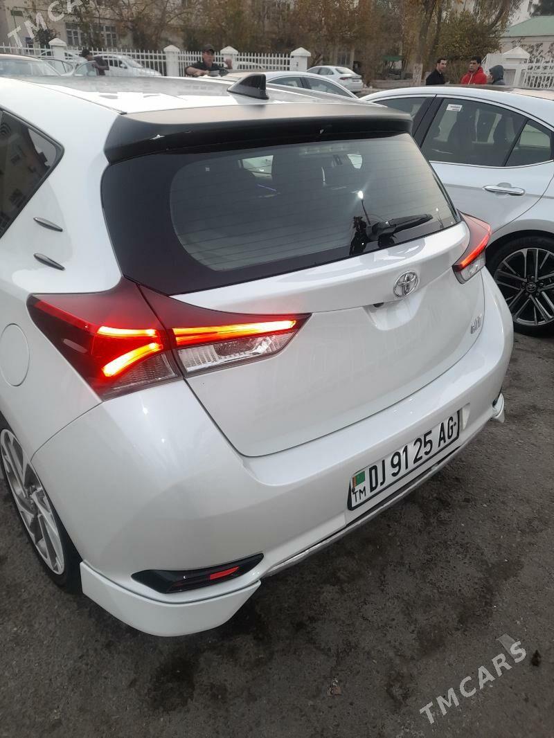 Toyota Corolla 2017 - 190 000 TMT - Aşgabat - img 3