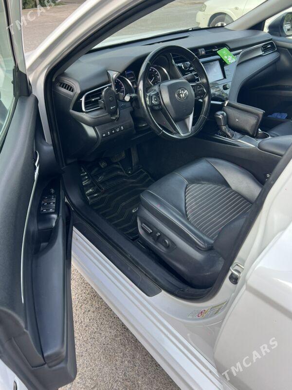 Toyota Camry 2019 - 320 000 TMT - 4 мкр - img 6