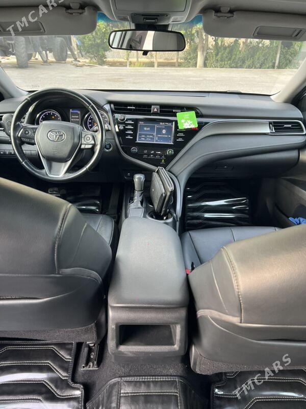 Toyota Camry 2019 - 320 000 TMT - 4 мкр - img 9