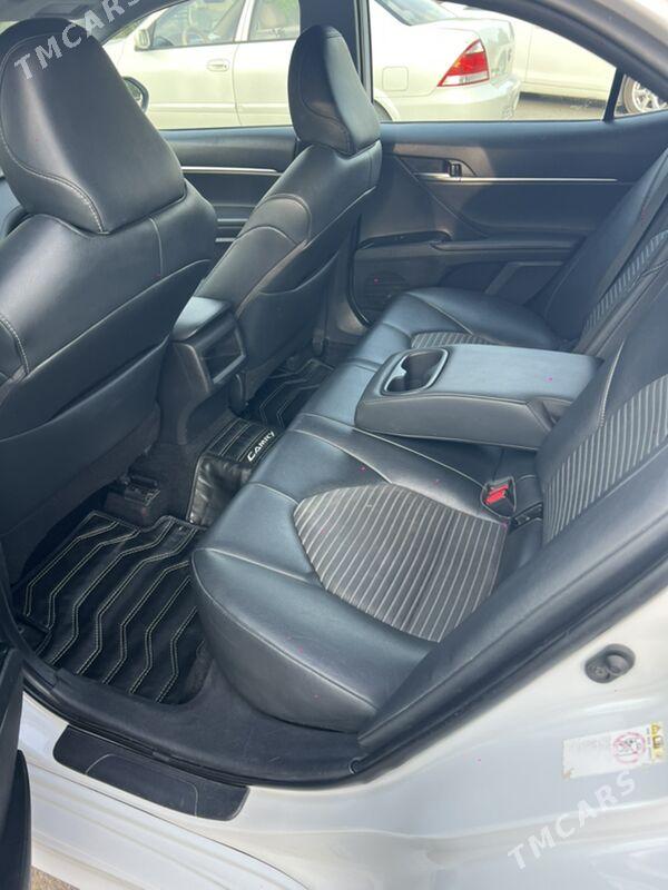 Toyota Camry 2019 - 320 000 TMT - 4 мкр - img 8