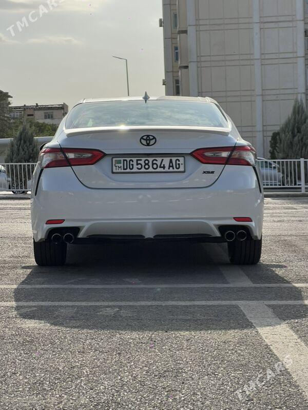Toyota Camry 2019 - 320 000 TMT - 4 мкр - img 3