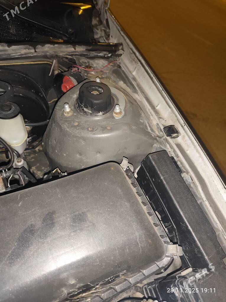 Toyota Camry 1998 - 117 000 TMT - Boldumsaz - img 8