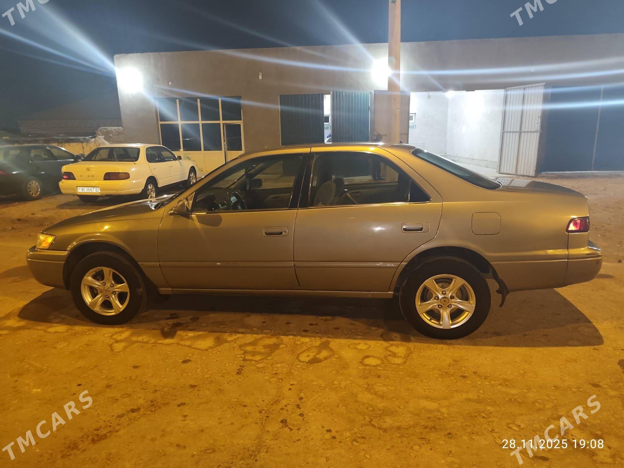 Toyota Camry 1998 - 117 000 TMT - Boldumsaz - img 3