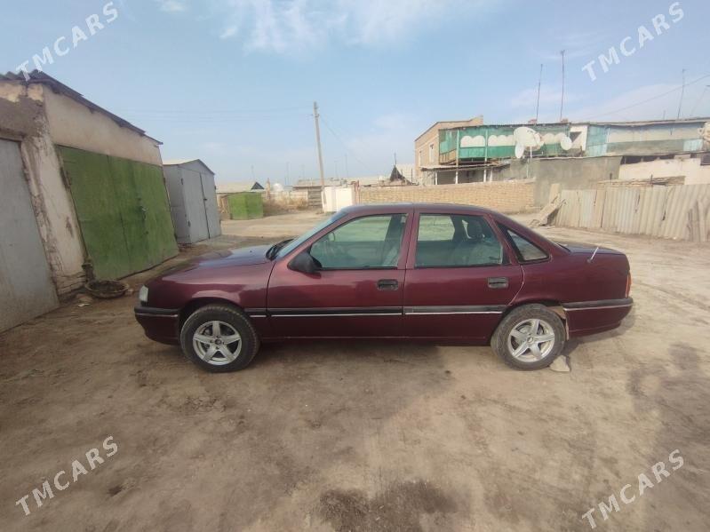 Opel Vectra 1995 - 35 000 TMT - Дашогуз - img 2