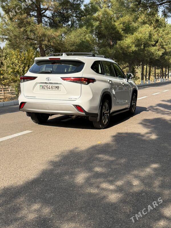 Toyota Highlander 2022 - 530 000 TMT - Мары - img 5