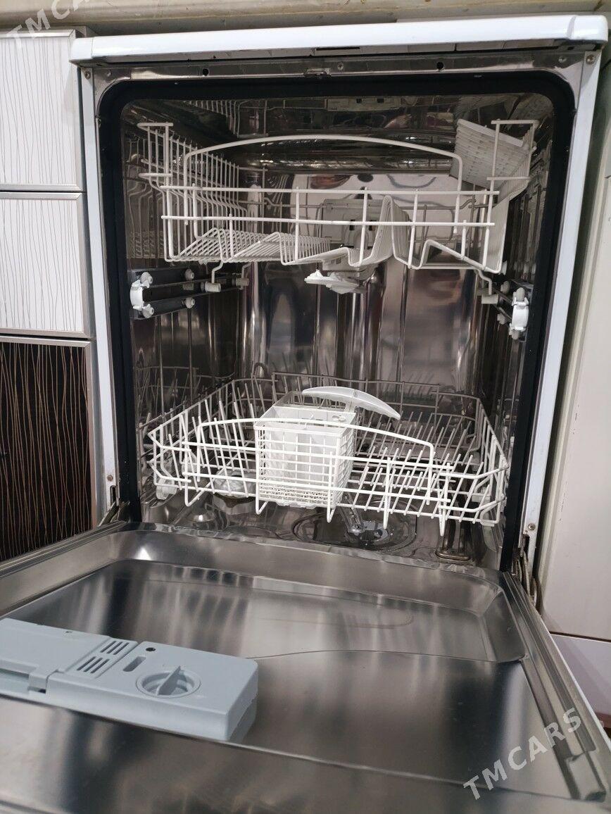 indesit pasuda mashyn - Kim raýon - img 2