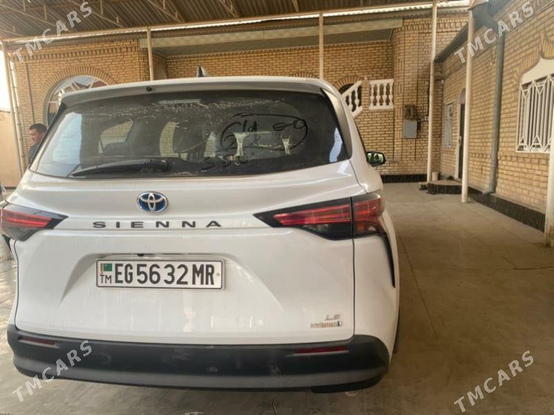 Toyota Sienna 2022 - 450 000 TMT - Mary - img 3