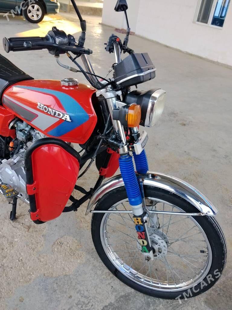 Fekon FK150-8G 2008 - 8 000 TMT - Этрек - img 4