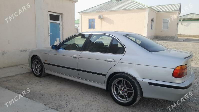 BMW E39 2002 - 112 000 TMT - Гёкдепе - img 2
