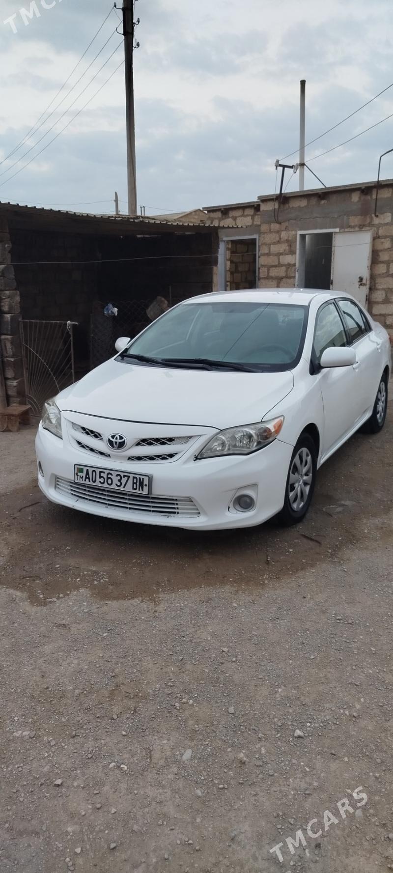 Toyota Corolla 2011 - 170 000 TMT - Гумдаг - img 3
