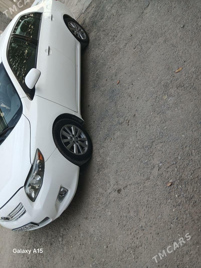 Toyota Corolla 2010 - 145 000 TMT - Ак-Бугдайский этрап - img 3