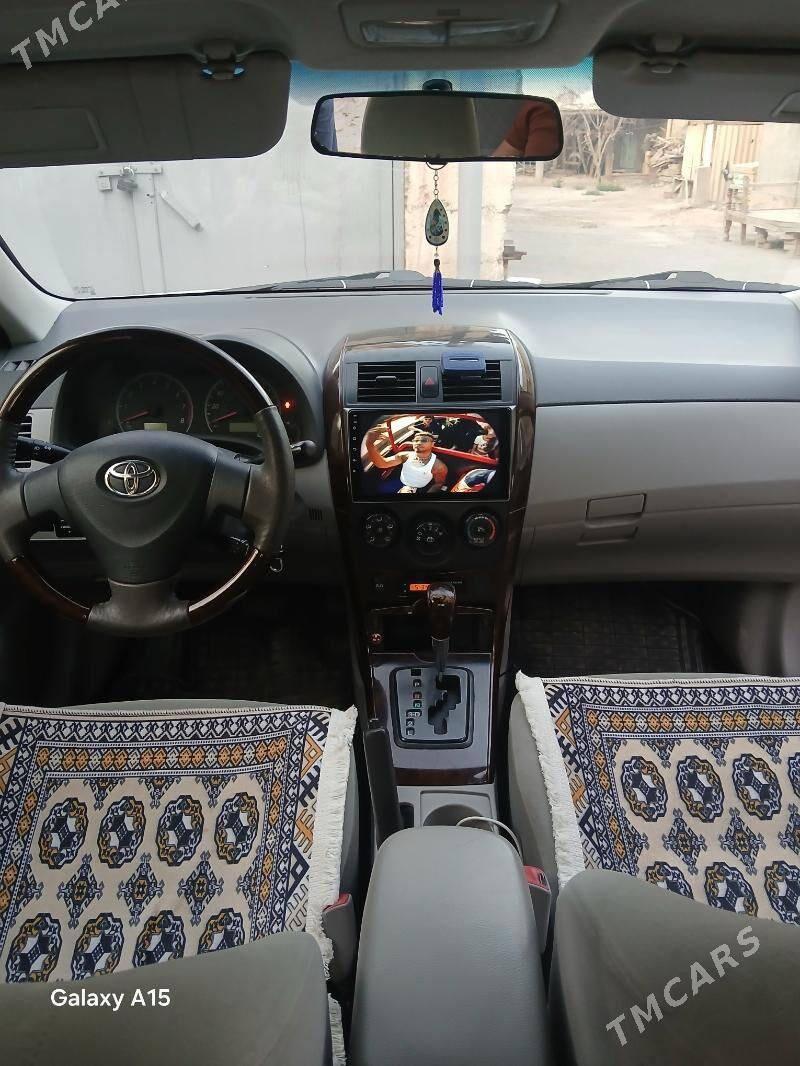 Toyota Corolla 2010 - 145 000 TMT - Ак-Бугдайский этрап - img 4