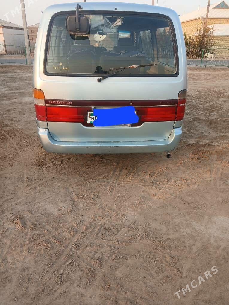 Toyota Hiace 1995 - 100 000 TMT - Murgap - img 1