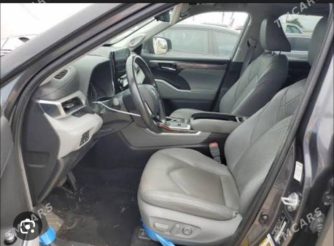 Toyota Highlander 2021 - 605 000 TMT - Ашхабад - img 3