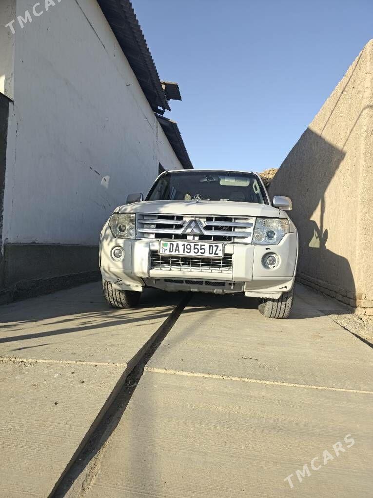 Mitsubishi Pajero 2008 - 210 000 TMT - Дашогуз - img 1