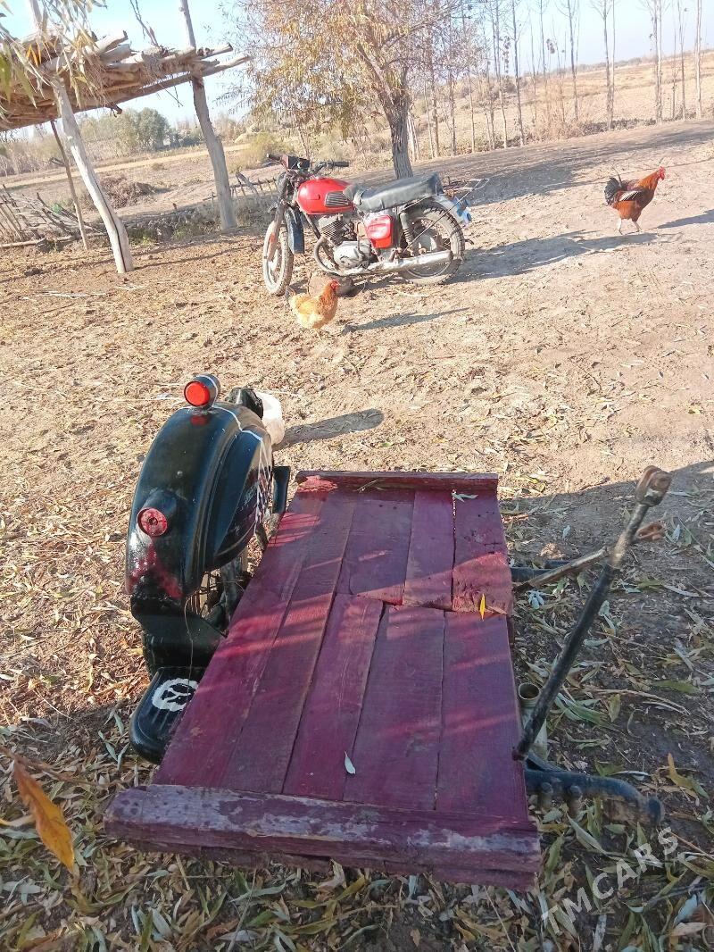 Iž Planeta 4 2003 - 5 000 TMT - Болдумсаз - img 3