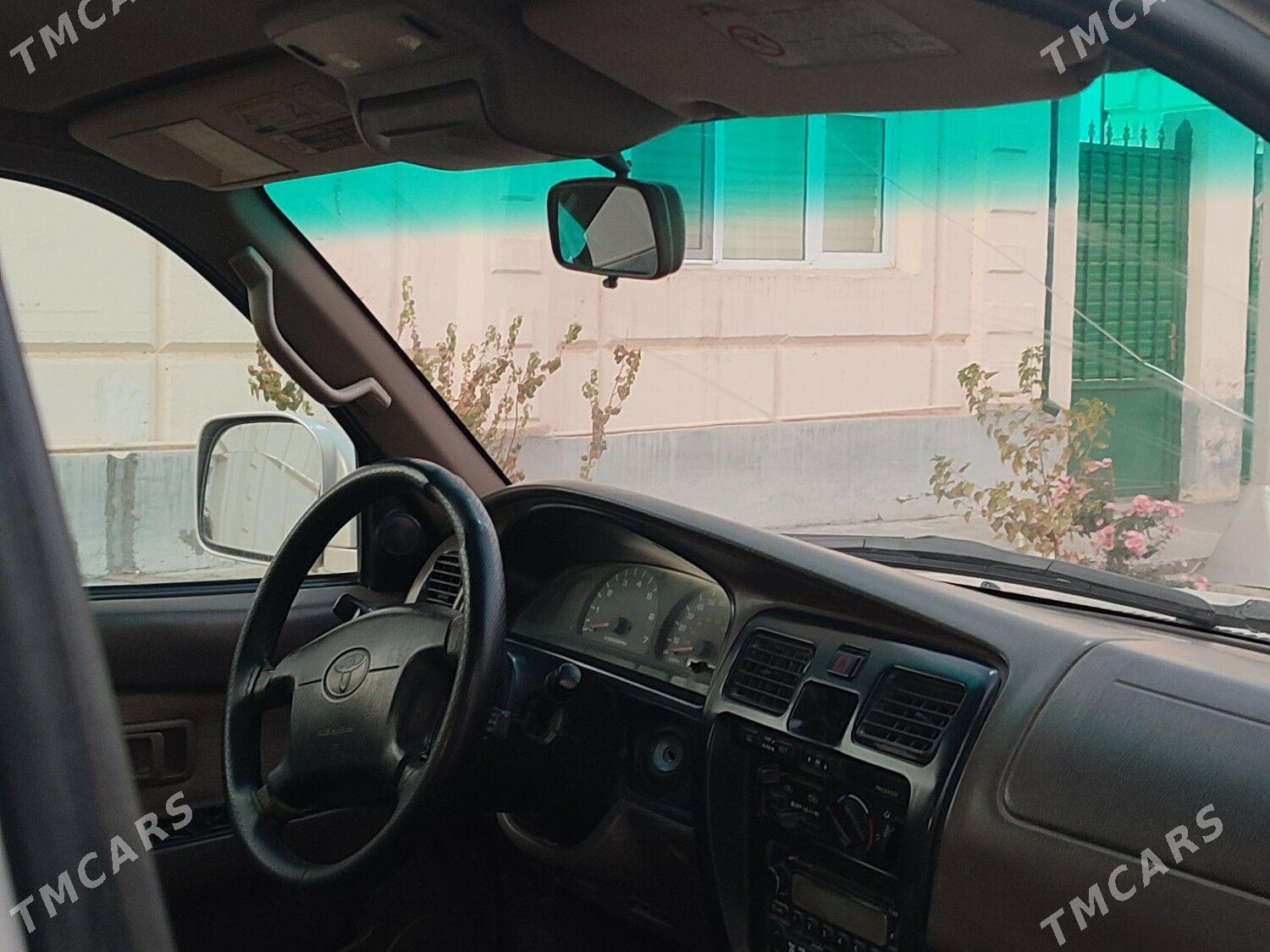 Toyota 4Runner 2000 - 85 000 TMT - Ёлётен - img 4