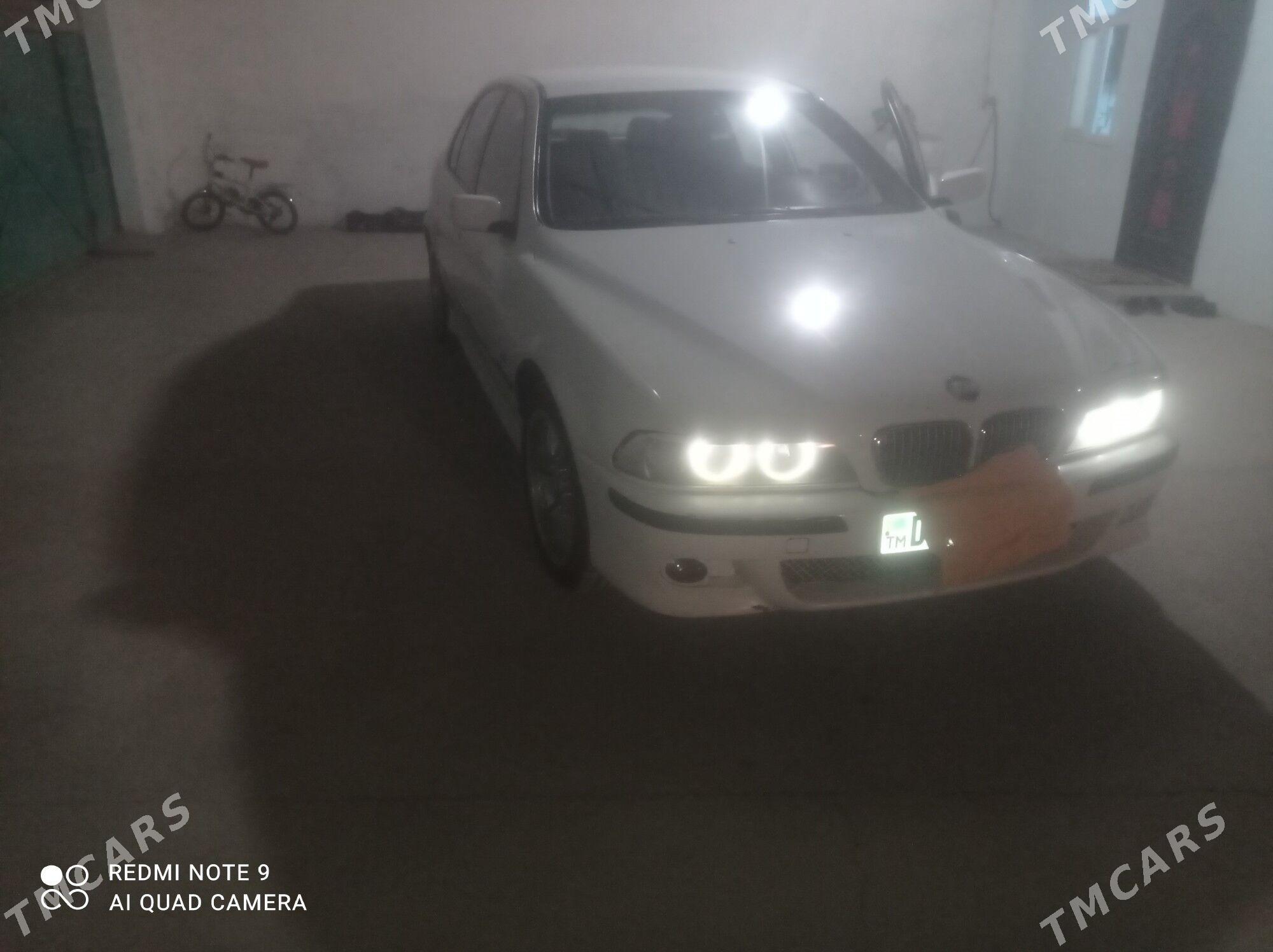 BMW E39 1997 - 121 000 TMT - Kaka - img 7