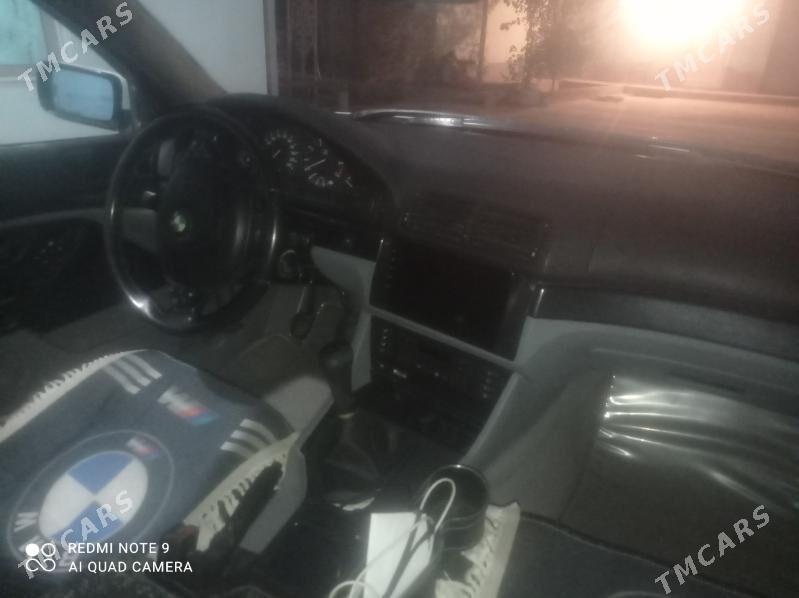 BMW E39 1997 - 121 000 TMT - Kaka - img 2