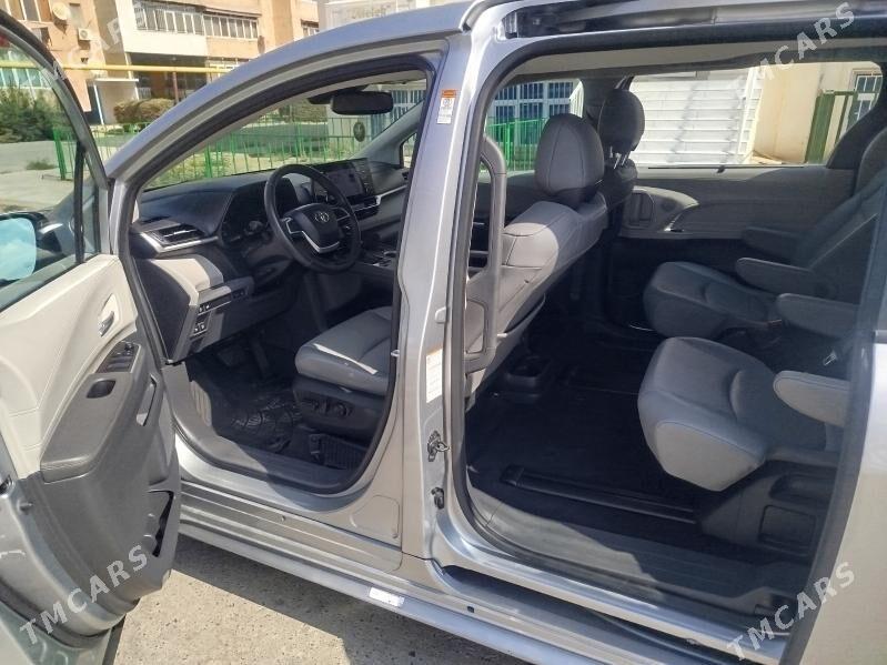 Toyota Sienna 2023 - 600 000 TMT - Туркменабат - img 10