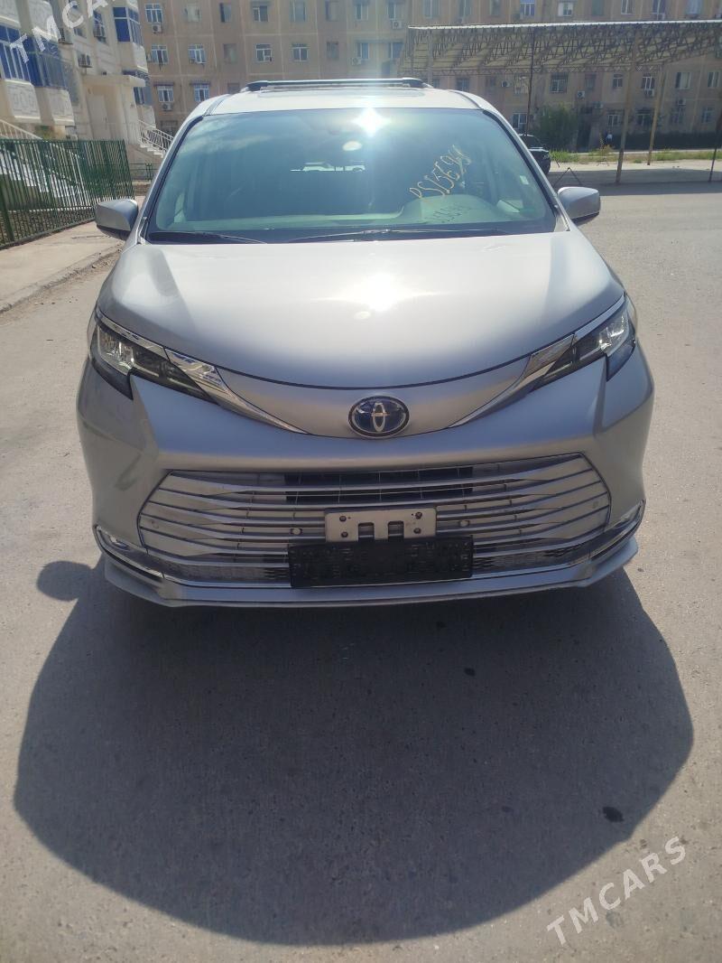 Toyota Sienna 2023 - 600 000 TMT - Туркменабат - img 5
