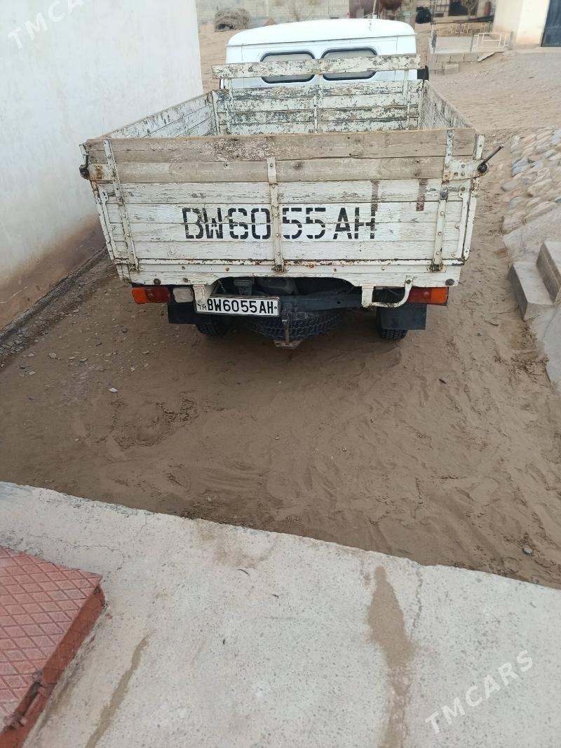 UAZ 2206 1998 - 70 000 TMT - Ак-Бугдайский этрап - img 6