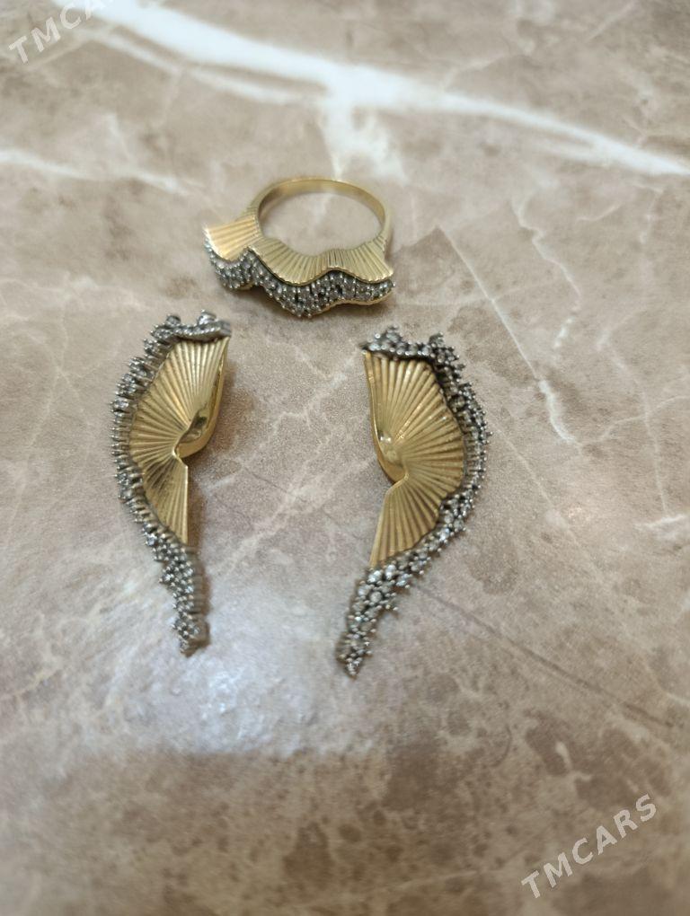 altyn gyzyl Ýerewan komplekt - Balkanabat - img 3