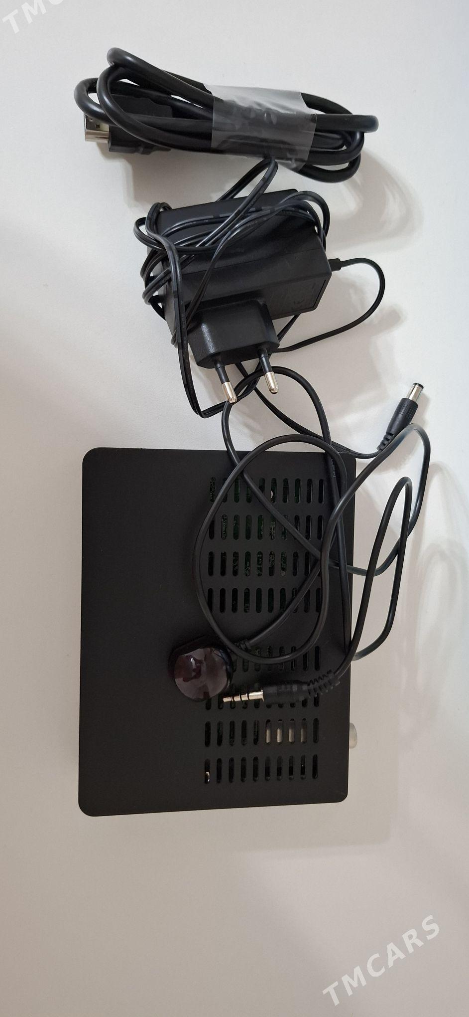 Tuner HD BOX S300 - Parahat 8 - img 2