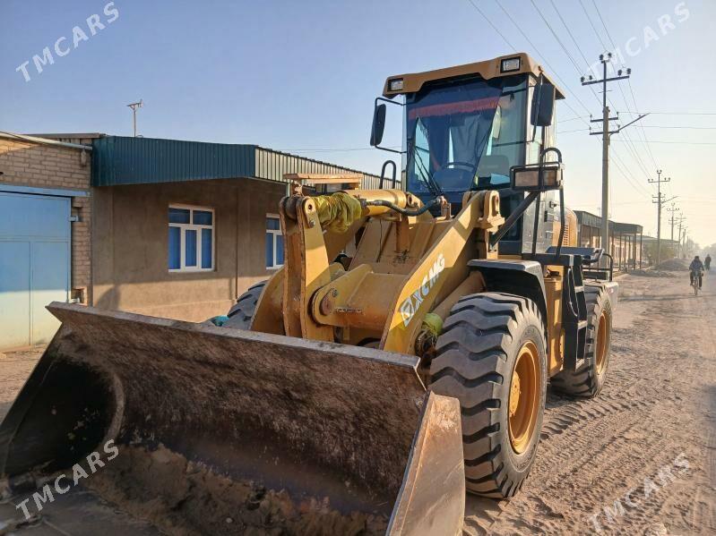 XCMG LW300F 2014 - 450 000 TMT - Чарджоу - img 2