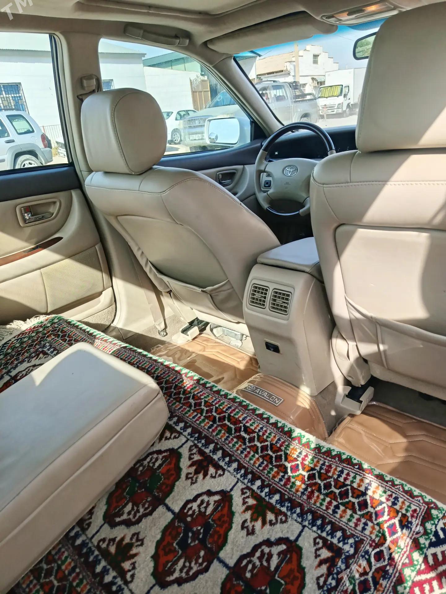 Toyota Avalon 2004 - 225 000 TMT - Гызыларбат - img 3