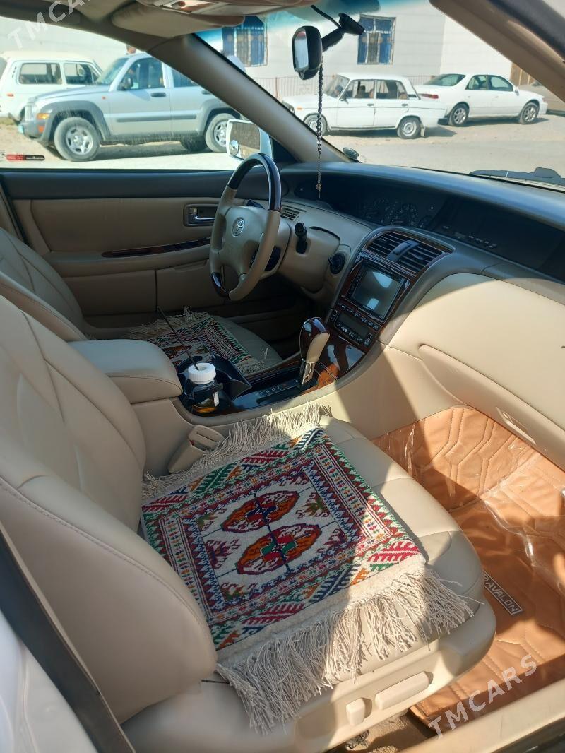 Toyota Avalon 2004 - 225 000 TMT - Гызыларбат - img 4