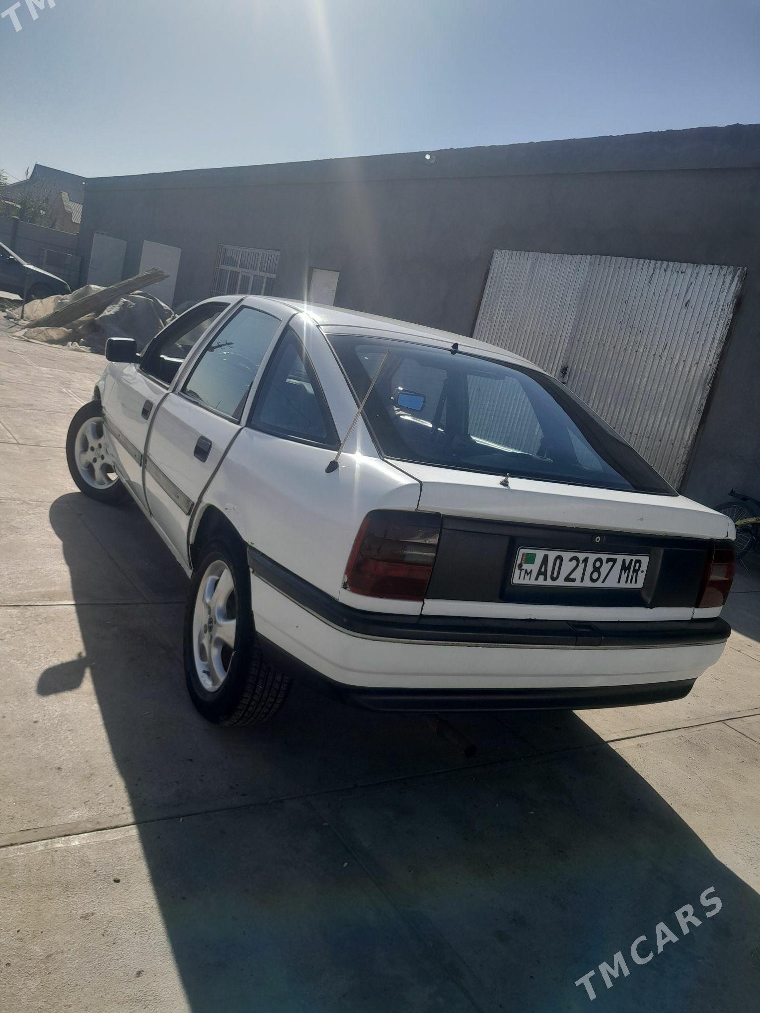 Opel Vectra 1991 - 27 000 TMT - Байрамали - img 3